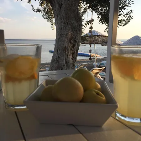 Mavizeytin Beach Club מלון Ayvacik (Canakkale)